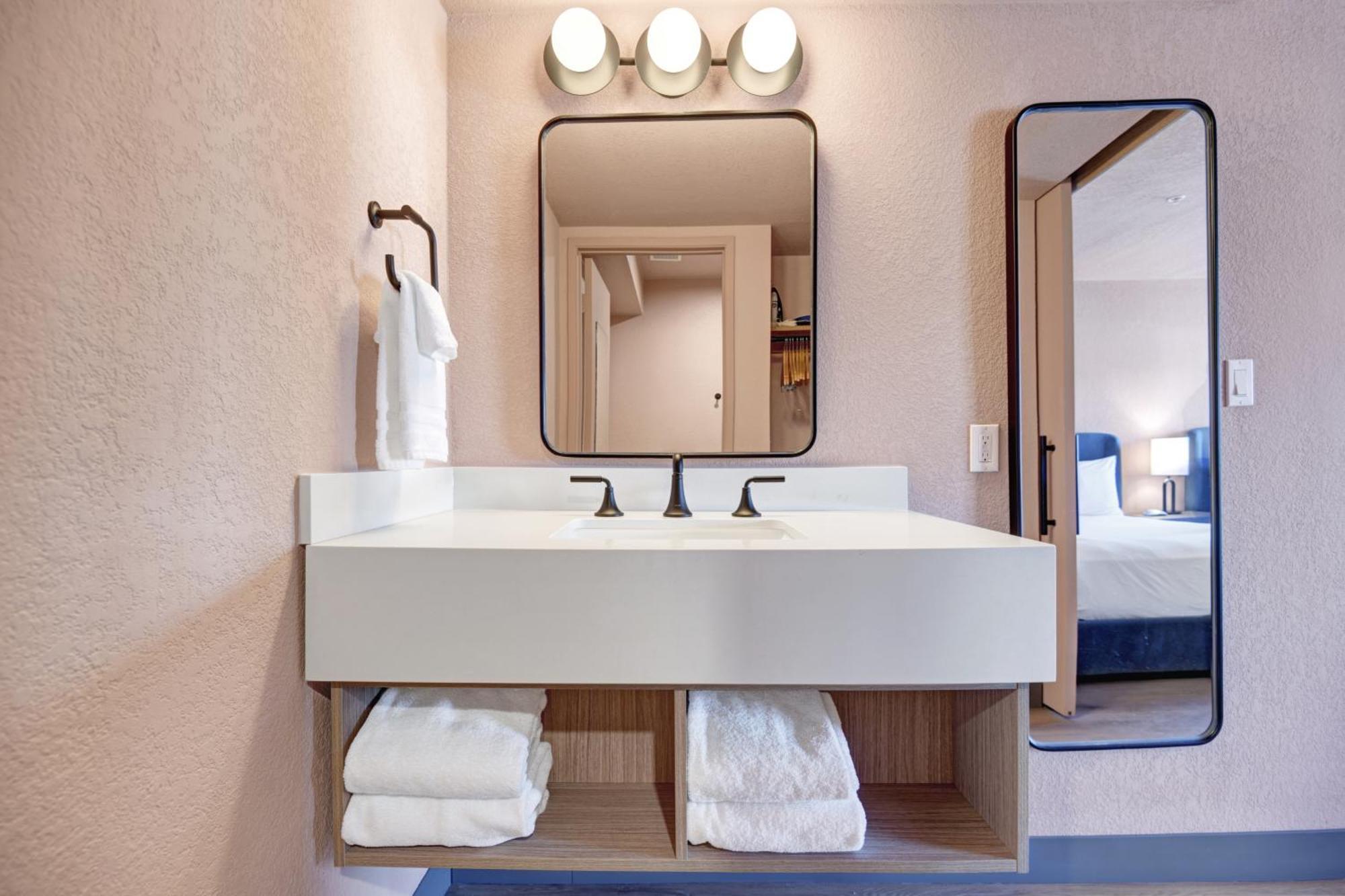 The Dunes Hotel 4*